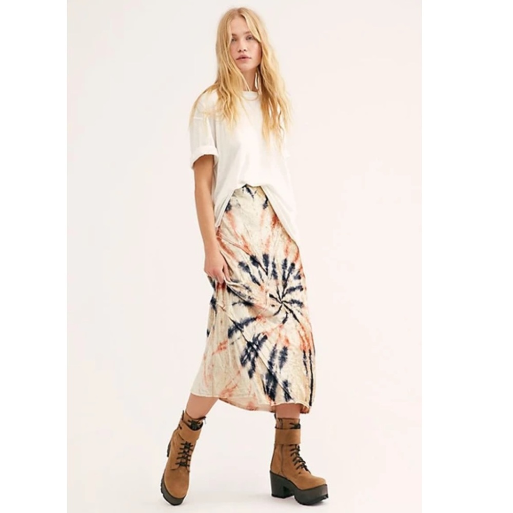 FREE PEOPLE tie dye velvet skirt - Picture 5 of 12